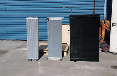 Asphalt paver oil and water radiators