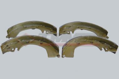 Brake shoes set Mitsubishi Galant/Lancer 84-92 