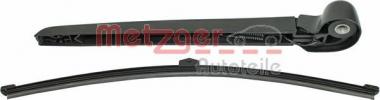 Wiper blade with arm